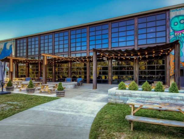 san antonio commercial C.H.I. garage doors installation